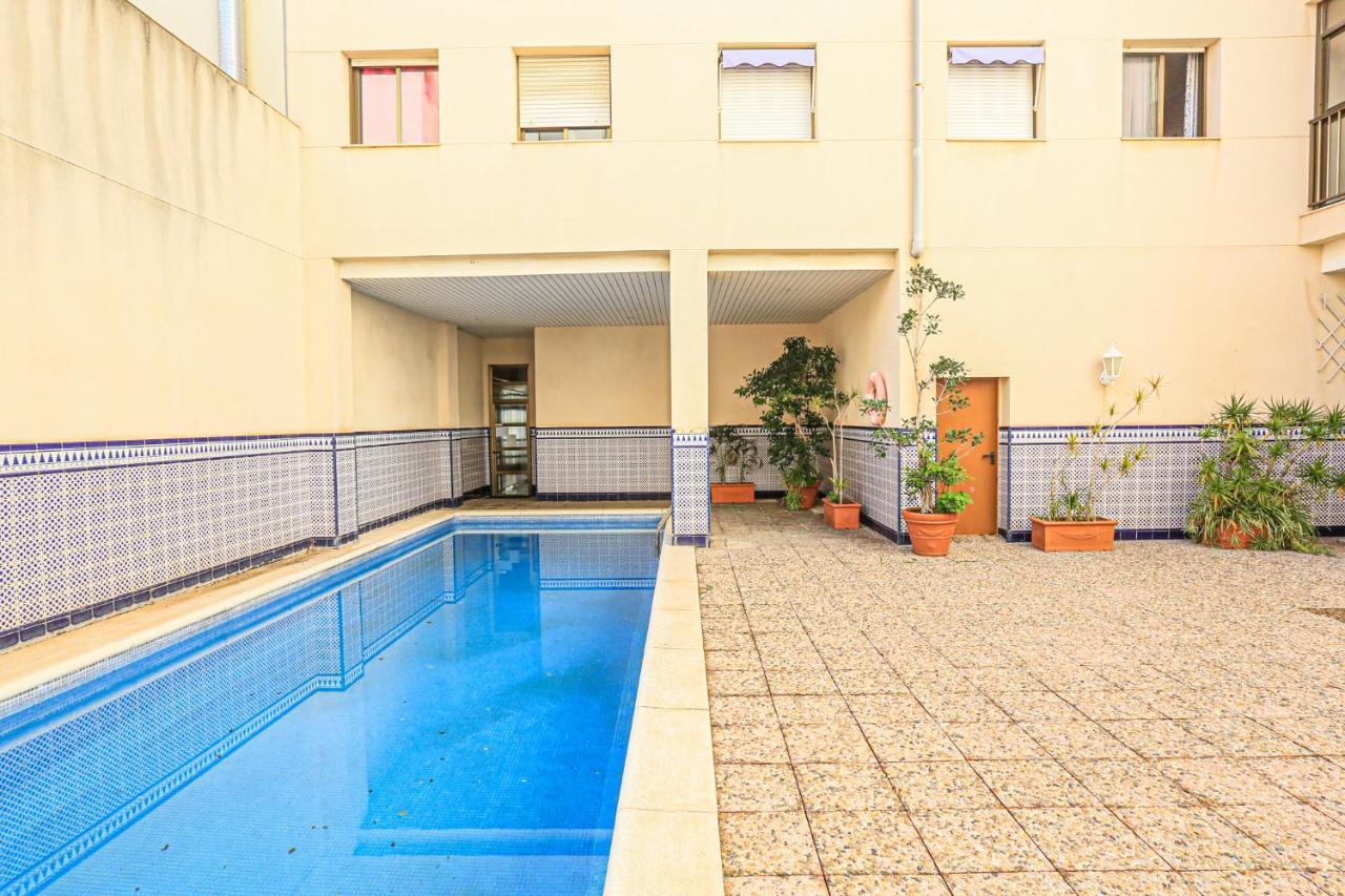 Litoral Costa Dorada - Grekus Port 坎布里尔斯 外观 照片